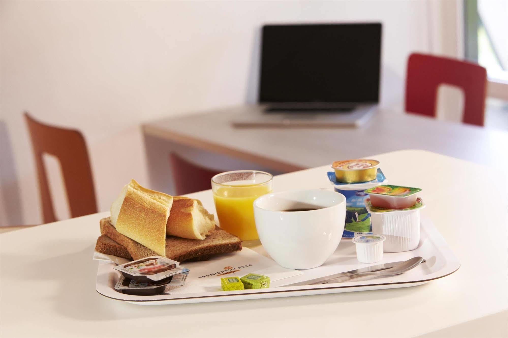 พรีเมียรคลาสเพริกวอ็อกซ์บัวลาแซ็ก Hotel Boulazac Isle Manoire ภายนอก รูปภาพ