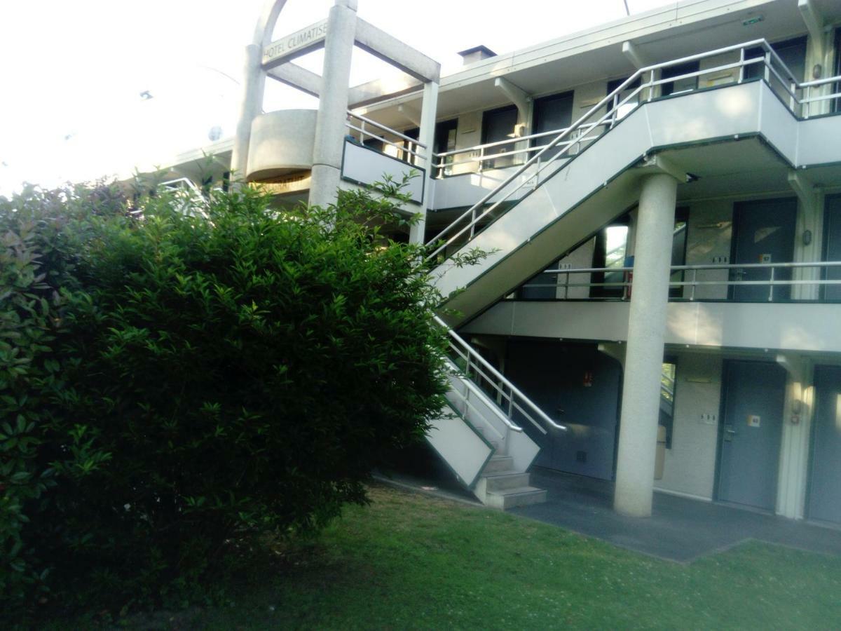 พรีเมียรคลาสเพริกวอ็อกซ์บัวลาแซ็ก Hotel Boulazac Isle Manoire ภายนอก รูปภาพ